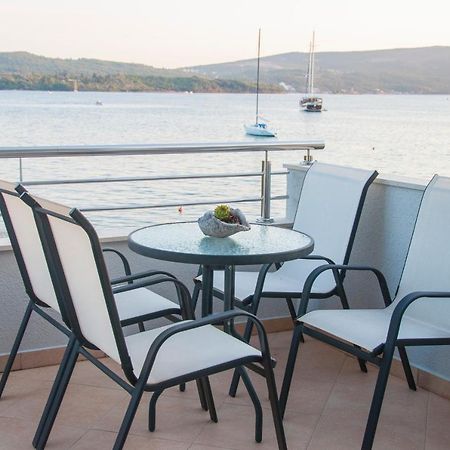 טיווט Beach Apartments מראה חיצוני תמונה